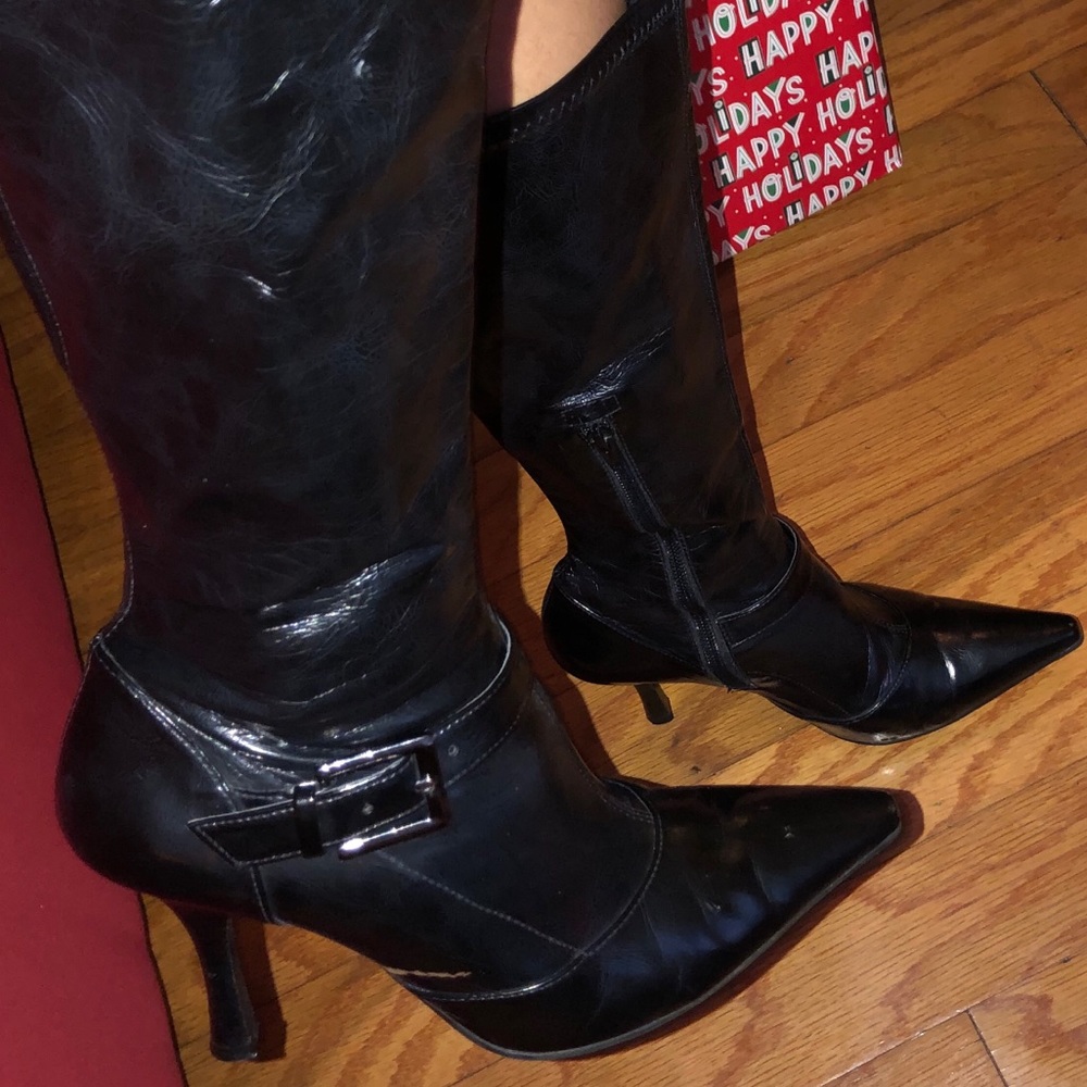 Gianni Bini Heeled Boots